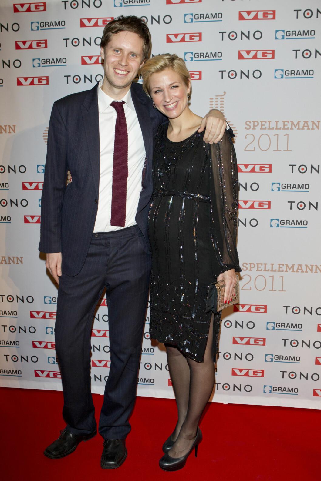 TOK MED FAMILIEN: Solberg har tok med seg ektemannen, David Vogt, og døtrene til New York, da de spilte inn programmet. Foto: Stella Pictures TOK MED FAMILIEN: Solberg har tok med seg ektemannen, David Vogt, og døtrene til New York, da de spilte inn programmet. Foto: Stella Pictures