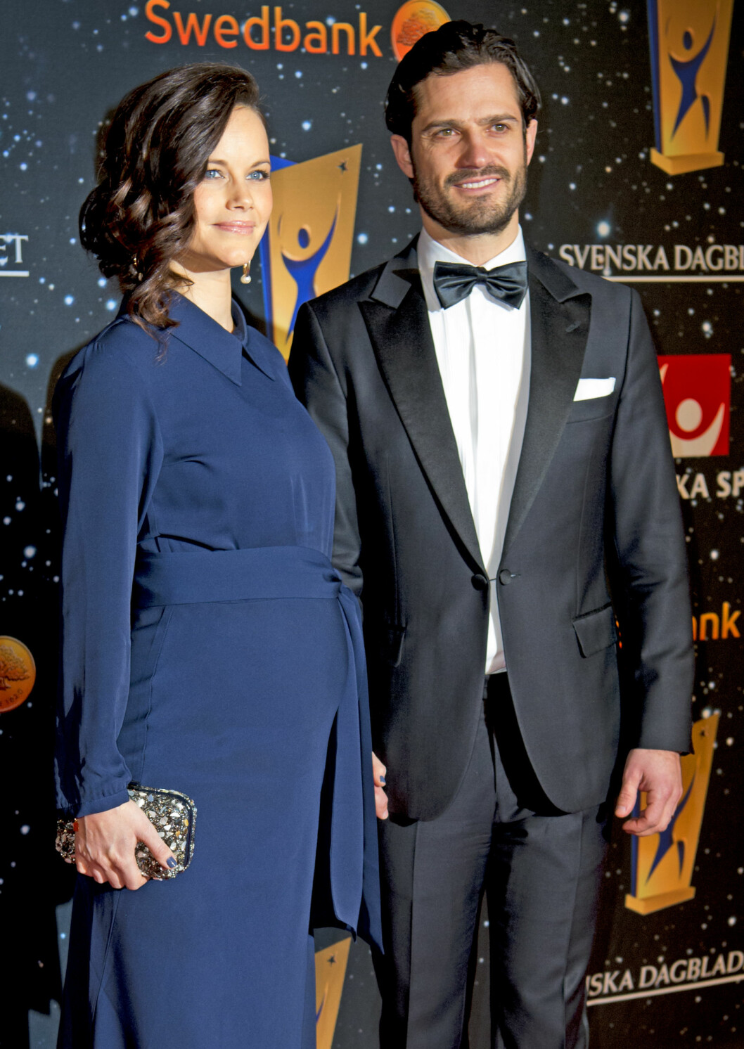 PENT PAR: Prins Carl Philip er flere ganger havnet på topp i mest sexy-kåringer. Hans vakre kone kler ham perfekt! Foto: Abaca PENT PAR: Prins Carl Philip er flere ganger havnet på topp i mest sexy-kåringer. Hans vakre kone kler ham perfekt! Foto: Abaca