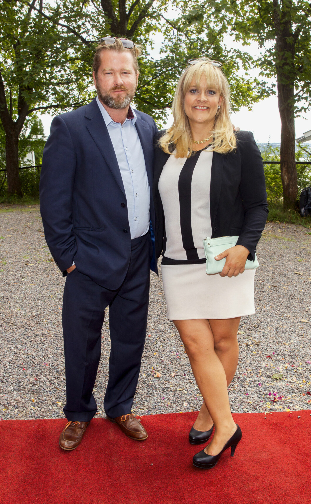 PROFT PAR: Ekteparet Fridtjov Såheim og Henriette Steenstrup har ingen problemer med å skille jobb og privatliv. Her er de i bryllupet til Christian Skolmen og Isabell Ødegård i august 2014. Foto: Andreas Fadum PROFT PAR: Ekteparet Fridtjov Såheim og Henriette Steenstrup har ingen problemer med å skille jobb og privatliv. Her er de i bryllupet til Christian Skolmen og Isabell Ødegård i august 2014. Foto: Andreas Fadum