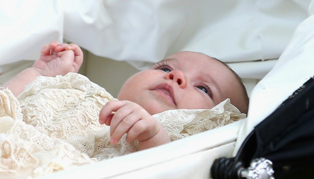 NÅ ER HUN DØPT: Prinsesse Charlotte var i hele verdens søkelys da hun ankom sin barnedåp. Foto: Afp NÅ ER HUN DØPT: Prinsesse Charlotte var i hele verdens søkelys da hun ankom sin barnedåp. Foto: Afp