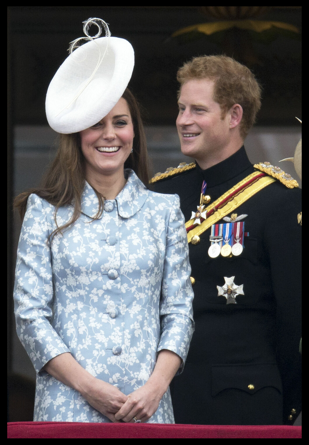 SVIGERBROR: Kate så ut til å storkose seg i selskapet til svigerbror Harry. Foto: Scanpix SVIGERBROR: Kate så ut til å storkose seg i selskapet til svigerbror Harry. Foto: Scanpix