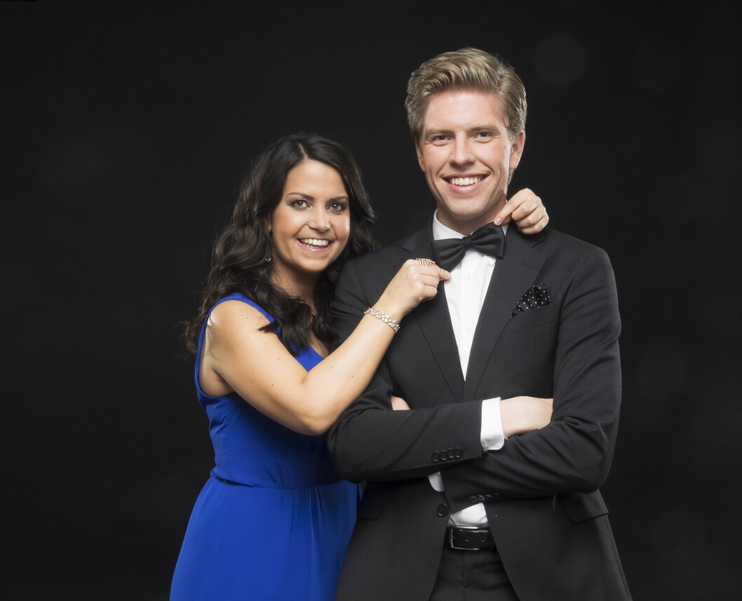 MORSOMT PAR: Cecilie Steinmann Neess og Jakob Schøyen Andersen skal være programledere for Gullruten på TV 2 lørdag. Foto: TV 2 MORSOMT PAR: Cecilie Steinmann Neess og Jakob Schøyen Andersen skal være programledere for Gullruten på TV 2 lørdag. Foto: TV 2