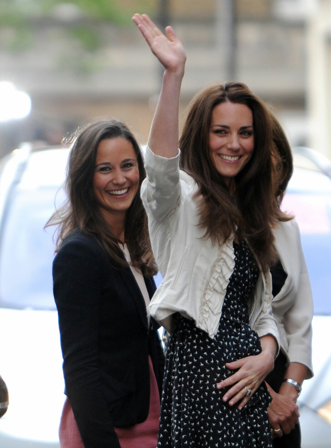 SØSTRENE SISTERS: Kate og Pippa er svært nære. Dette bildet ble tatt i forbindelse med Kate og Williams bryllup i 2011. Foto: DPA SØSTRENE SISTERS: Kate og Pippa er svært nære. Dette bildet ble tatt i forbindelse med Kate og Williams bryllup i 2011. Foto: DPA