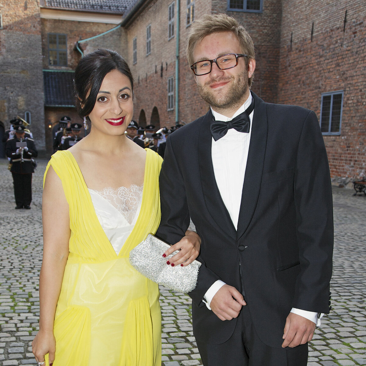 Hadia Tajik Selv Ikke Gjestene Vet Hvor Bryllupet Er