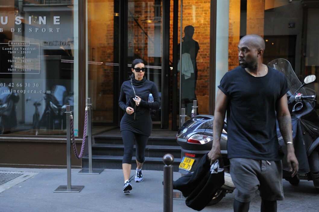 TRENINGSØKT: Kim og Kanye er opptatt av å holde seg i form, og det er også blitt tid til en treningsøkt det på eksklusive treningssenteret L'Usine mandag morgen. Foto: TGB / Splash News/ All Over Press TRENINGSØKT: Kim og Kanye er opptatt av å holde seg i form, og det er også blitt tid til en treningsøkt det på eksklusive treningssenteret L'Usine mandag morgen. Foto: TGB / Splash News/ All Over Press