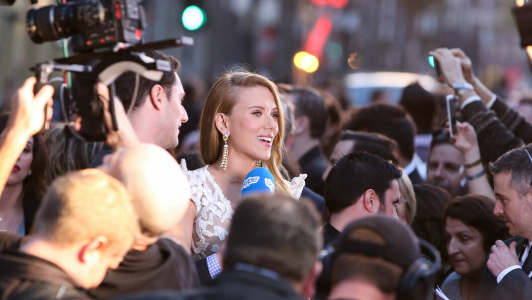 ETTERTRAKTET: Scarlett Johansson snakker med pressen under promotering av kinofilmen «Captain America: The Winter Soldier» som hun spiller i. Foto: Xavier Collin/Celebrity Monitor/ All Over Press ETTERTRAKTET: Scarlett Johansson snakker med pressen under promotering av kinofilmen «Captain America: The Winter Soldier» som hun spiller i. Foto: Xavier Collin/Celebrity Monitor/ All Over Press