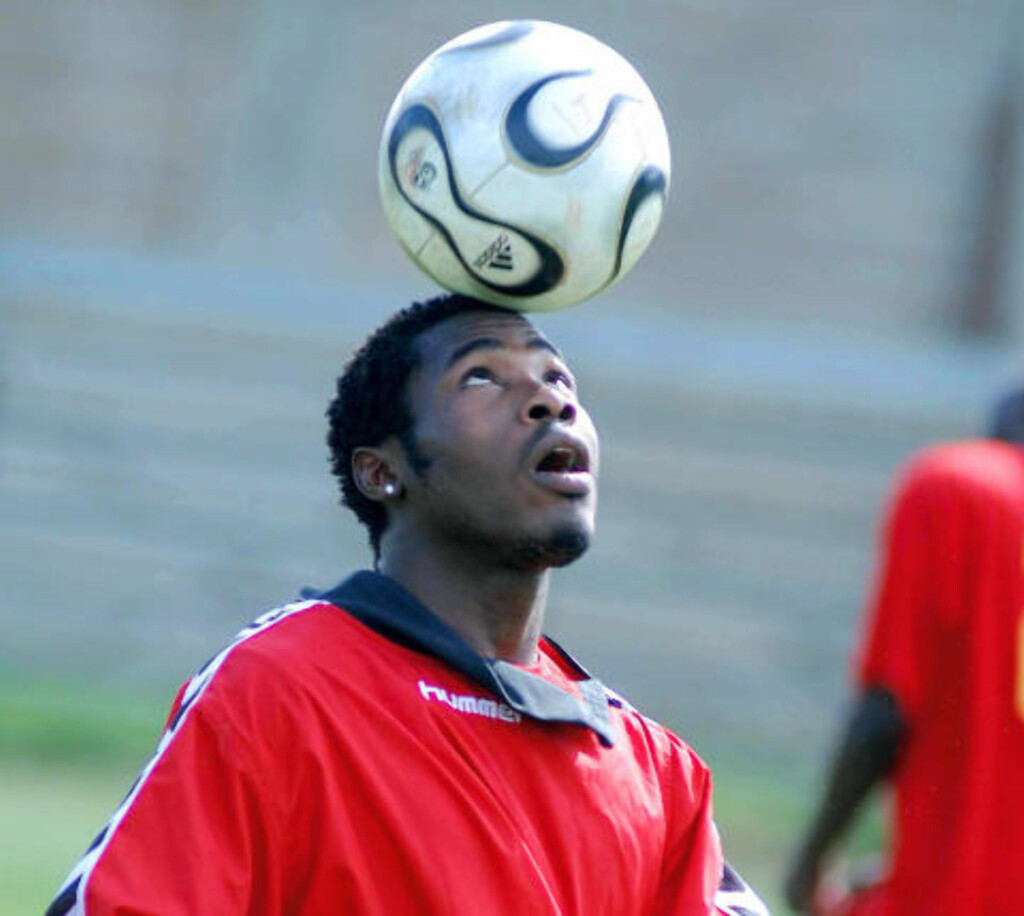 40 PISKESLAG: Den nigerianske fotballspilleren Stephen Worgu, som spiller i en klubb i Khartoum, ble i november i fjor idømt 40 piskeslag for å ha drukket alkohol. Foto: AFP/STR/SCANPIX 40 PISKESLAG: Den nigerianske fotballspilleren Stephen Worgu, som spiller i en klubb i Khartoum, ble i november i fjor idømt 40 piskeslag for å ha drukket alkohol. Foto: AFP/STR/SCANPIX
