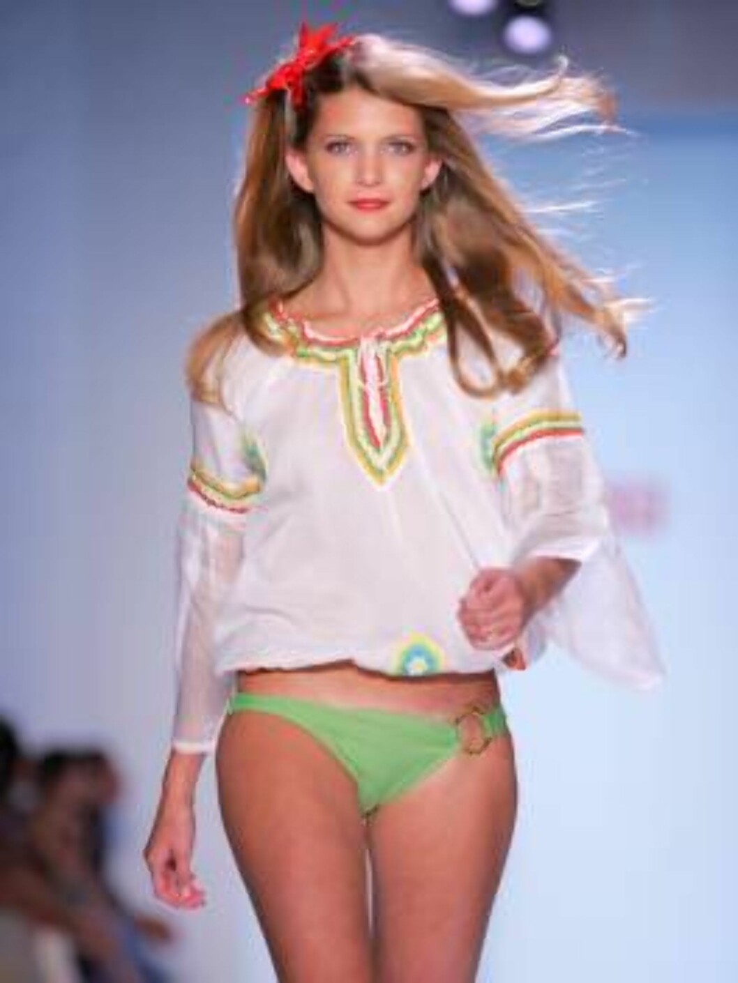 <strong>MIAMI - JULY 16:</strong> A model walks the runway at the Red Carter Summer 2007 fashion show during the Sunglass Hut Swim Shows Miami in the Cabana Grande tent at the Raleigh Hotel on July 16, 2006 in Miami, Florida. (Photo by Carlo Allegri/Getty Images for IMG Foto: All Over Press <strong>MIAMI - JULY 16:</strong> A model walks the runway at the Red Carter Summer 2007 fashion show during the Sunglass Hut Swim Shows Miami in the Cabana Grande tent at the Raleigh Hotel on July 16, 2006 in Miami, Florida. (Photo by Carlo Allegri/Getty Images for IMG Foto: All Over Press