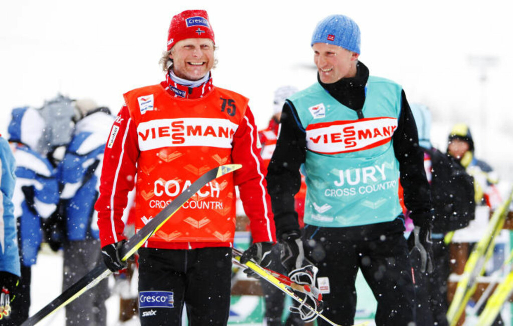 KRITISERTE LEDELSEN_ Vegard Ulvang (t.h) sier at det er sportssjef Åge Skinstad (t.v) og ledelsen på skilandslaget han klander for La Clusaz-bråket. Arkivfoto: Håkon Mosvold Larsen / SCANPIX KRITISERTE LEDELSEN_ Vegard Ulvang (t.h) sier at det er sportssjef Åge Skinstad (t.v) og ledelsen på skilandslaget han klander for La Clusaz-bråket. Arkivfoto: Håkon Mosvold Larsen / SCANPIX