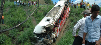 Sju barn omkom i bussulykke i Ecuador Sju barn omkom i bussulykke i Ecuador