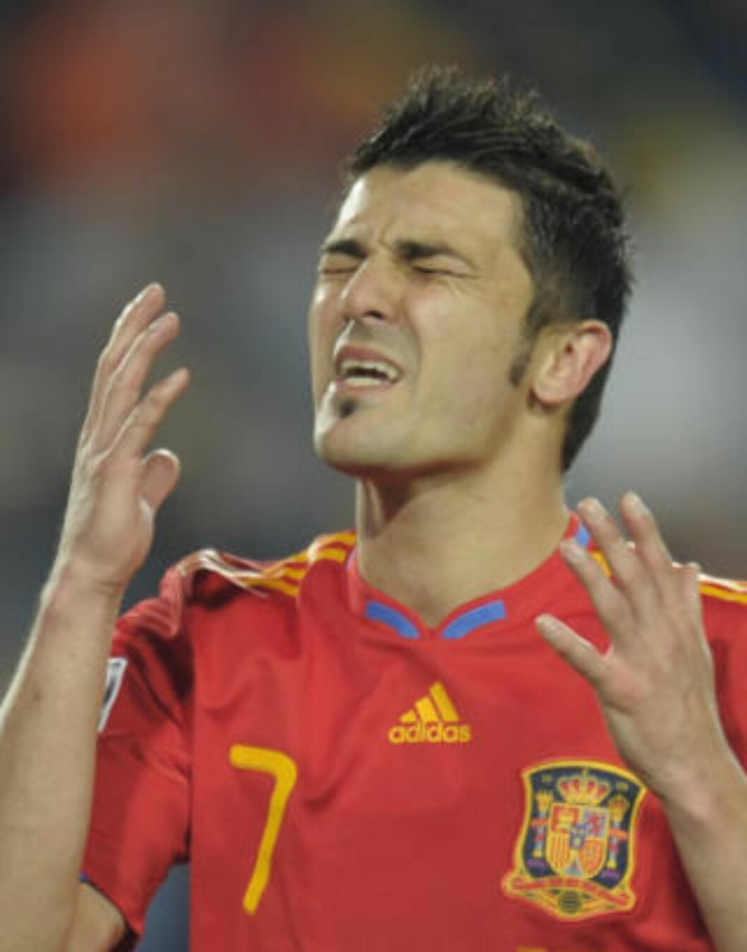 <strong>IRRITERT:</strong> David Villa var mektig irritert på seg selv etter straffebommen.Foto: SCANPIX / AFP PHOTO / LLUIS GENE <strong>IRRITERT:</strong> David Villa var mektig irritert på seg selv etter straffebommen.Foto: SCANPIX / AFP PHOTO / LLUIS GENE