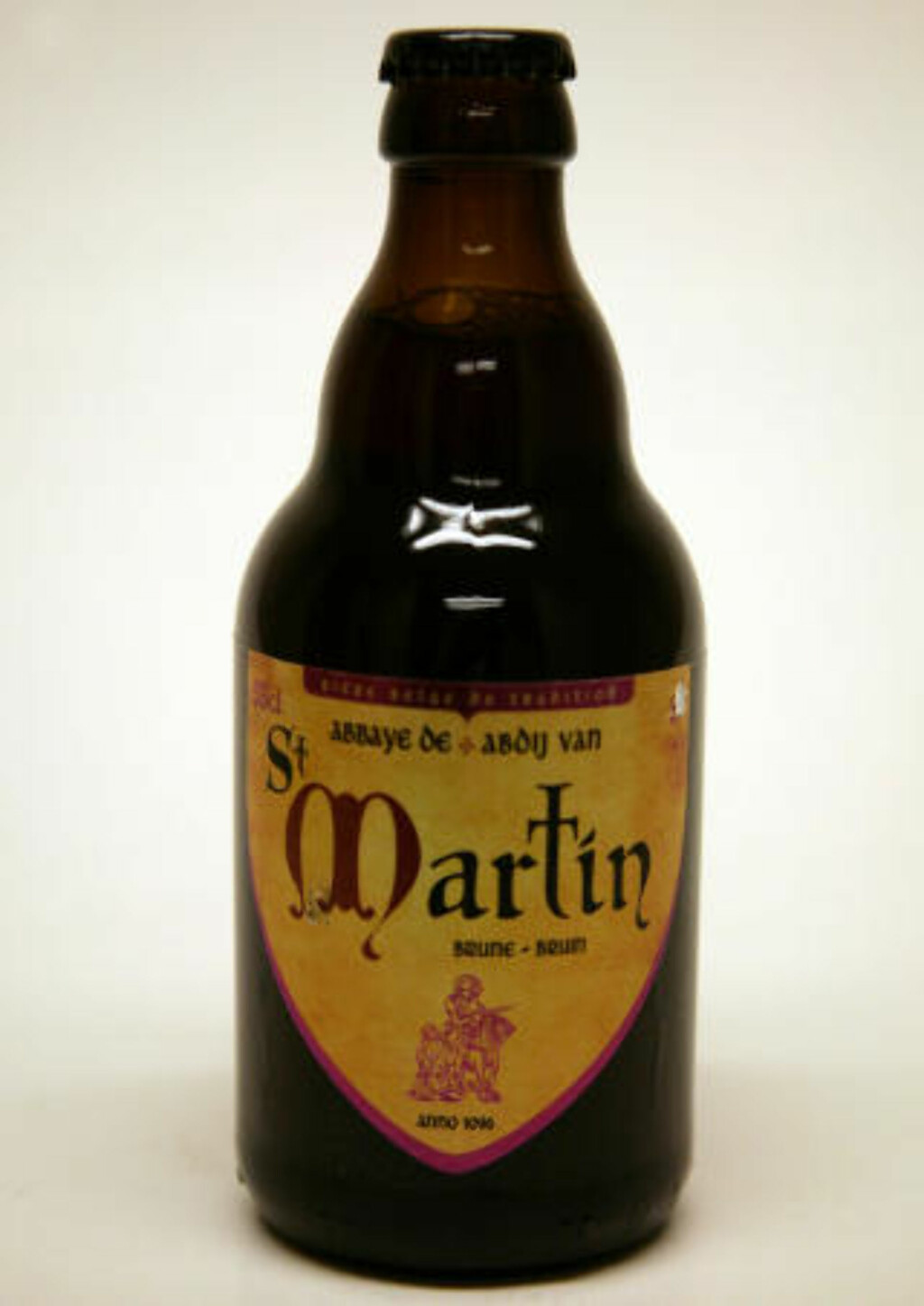 SEKSERØL: Abbaye de St. Martin Bruin, Brasserie de Brunehaut, Belgia. SEKSERØL: Abbaye de St. Martin Bruin, Brasserie de Brunehaut, Belgia.