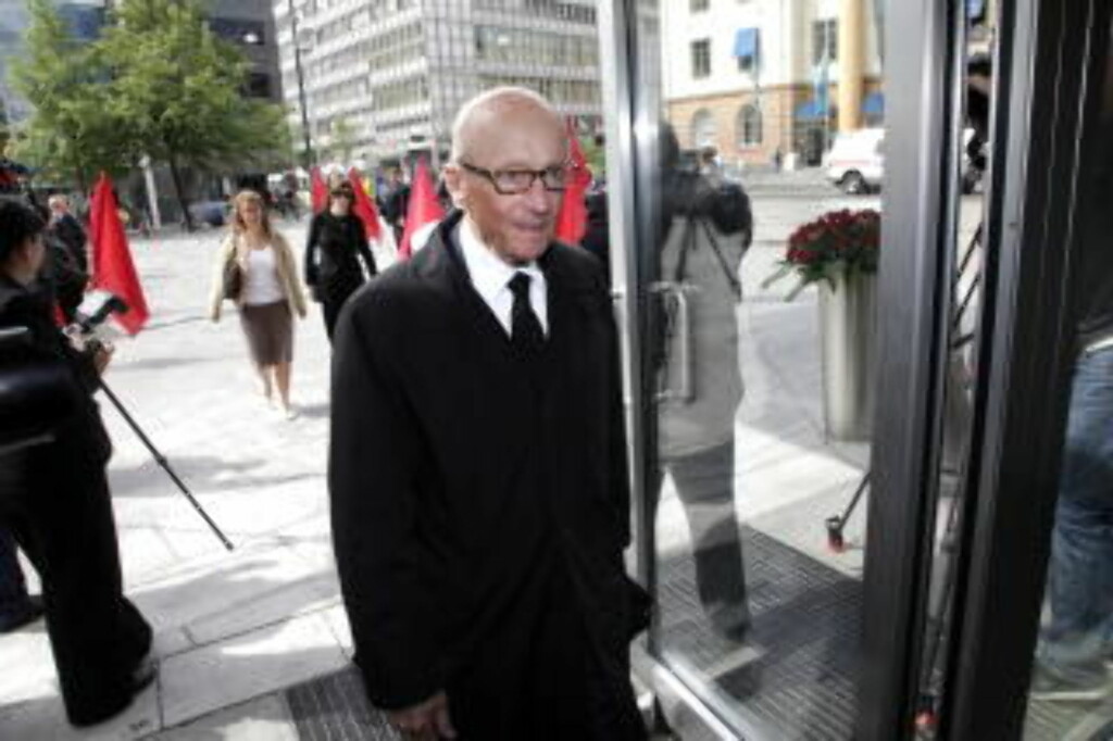 VISSTE IKKE: Kåre Willoch var statsminister da Treholt ble videoovervåket. Foto: Geir Bølstad / Dagbladet VISSTE IKKE: Kåre Willoch var statsminister da Treholt ble videoovervåket. Foto: Geir Bølstad / Dagbladet