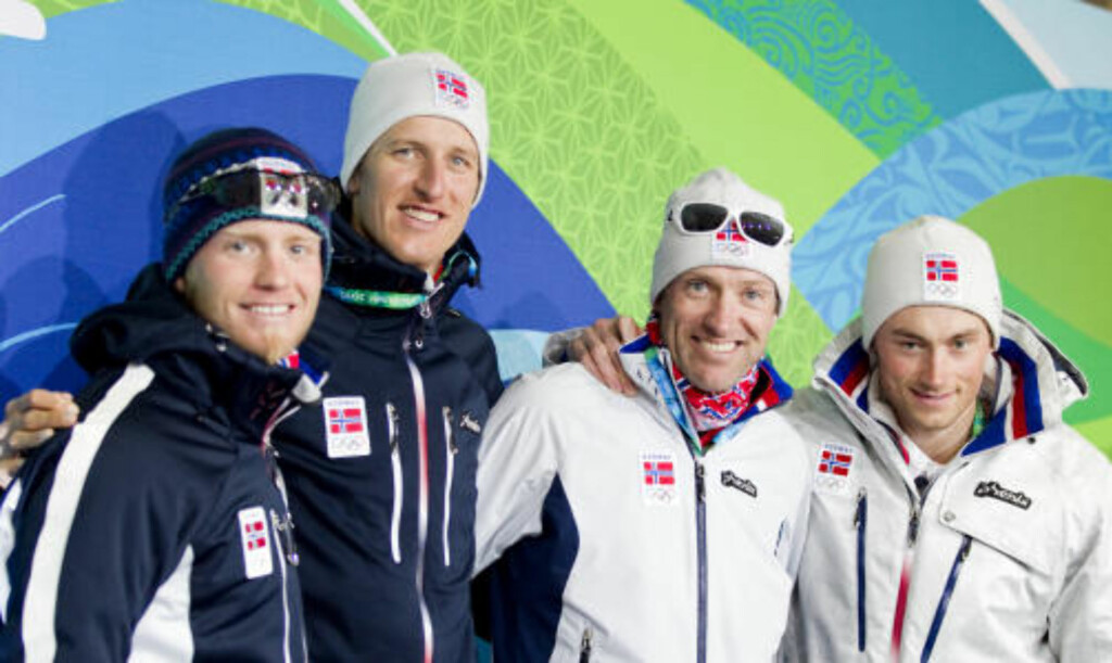DISSE SKAL GÅ NORGE TIL GULL:
Onsdagens herrestafett består av Martin Johnsrud Sundby, Lars Berger, Odd-Bjørn Hjelmeset og Petter Northug jr.
Foto: Heiko Junge / Scanpix DISSE SKAL GÅ NORGE TIL GULL:
Onsdagens herrestafett består av Martin Johnsrud Sundby, Lars Berger, Odd-Bjørn Hjelmeset og Petter Northug jr.
Foto: Heiko Junge / Scanpix