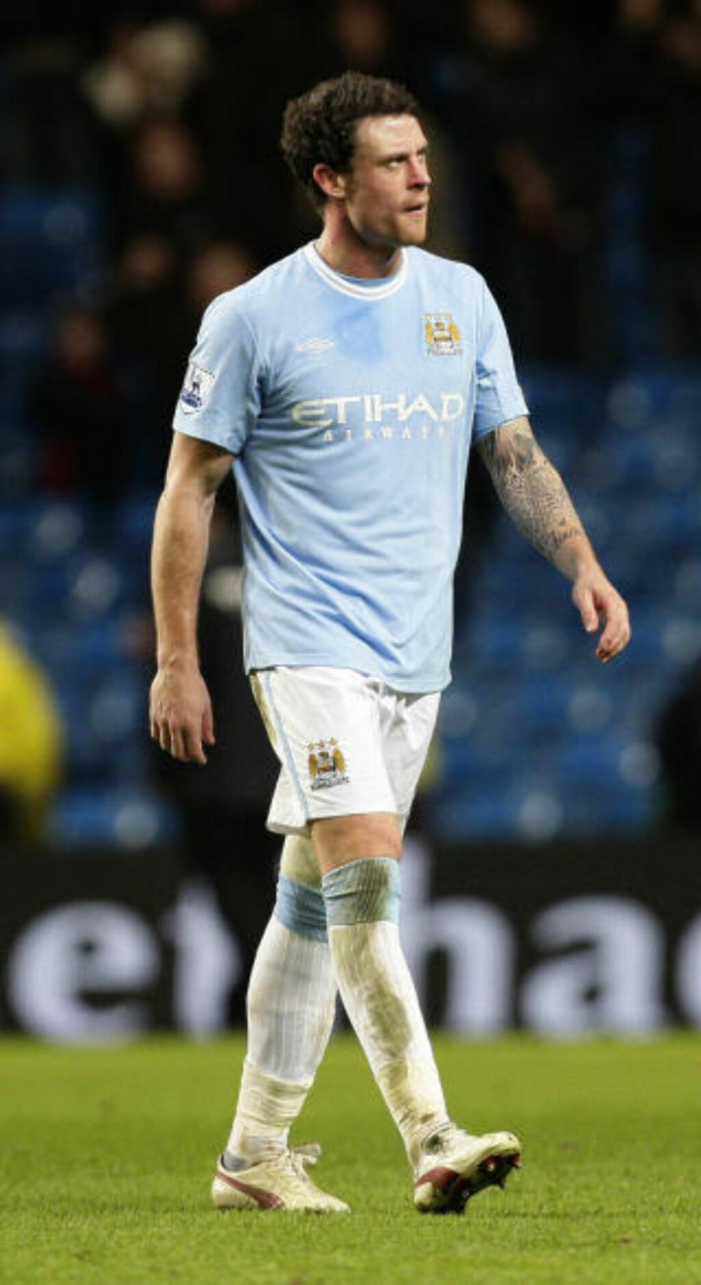 TREFFER TERRY LØRDAG: Manchester City og Wayne Bridge spiller mot Chelsea lørdag ettermiddag. Foto: AP/Jon Super TREFFER TERRY LØRDAG: Manchester City og Wayne Bridge spiller mot Chelsea lørdag ettermiddag. Foto: AP/Jon Super