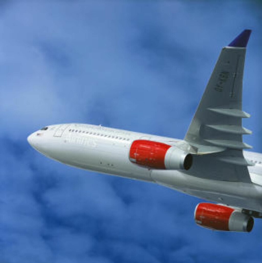 DYRERE SAS krever deg for 400 kroner hver vei når du etter 1. april tar med den mer enn en koffert til USA. Hittil har du hatt muligheten to til gratis kofferter inntil 23 kilo. Foto: SAS DYRERE SAS krever deg for 400 kroner hver vei når du etter 1. april tar med den mer enn en koffert til USA. Hittil har du hatt muligheten to til gratis kofferter inntil 23 kilo. Foto: SAS