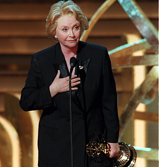 PRIS: Susan Flannery mottok pris under Daytime Emmy Awards i 2000. Foto: AP PRIS: Susan Flannery mottok pris under Daytime Emmy Awards i 2000. Foto: AP