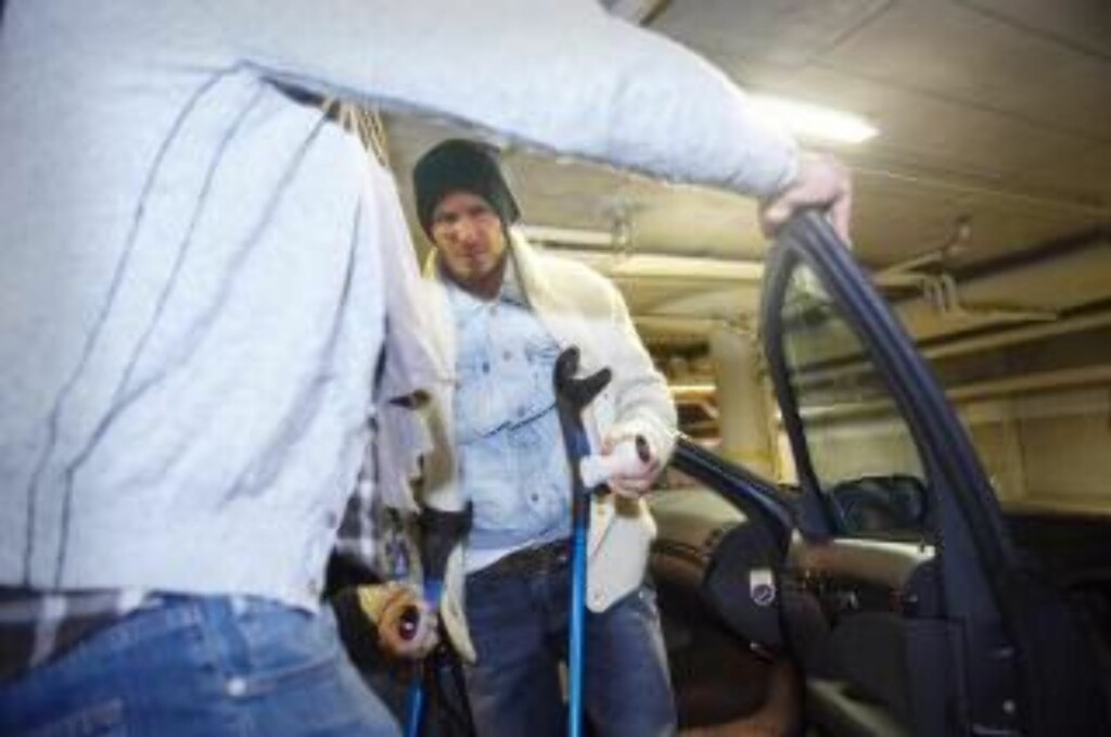 I FINLAND: David Beckham kom i går til Finland for å gjennomgå en operasjon av akillessenen.Foto: SCANPIX/EPA/MAURI RATILAINEN FINLAND I FINLAND: David Beckham kom i går til Finland for å gjennomgå en operasjon av akillessenen.Foto: SCANPIX/EPA/MAURI RATILAINEN FINLAND