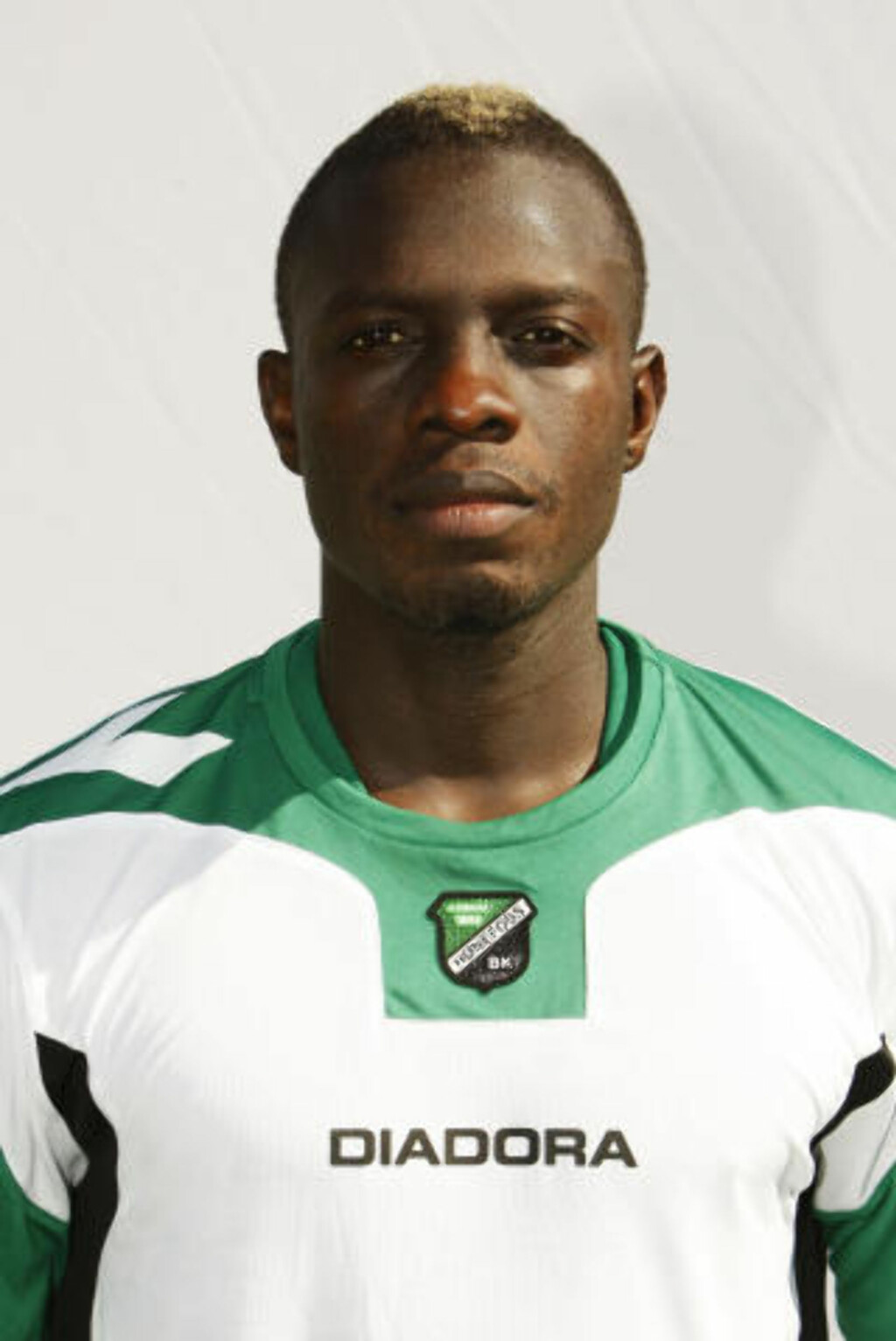 TIPPELIGA-COMEBACK:
Madiou Konate er igjen klar for å trekke på seg Hønefoss-drakta.
Foto: Erlend Aas / Scanpix TIPPELIGA-COMEBACK:
Madiou Konate er igjen klar for å trekke på seg Hønefoss-drakta.
Foto: Erlend Aas / Scanpix