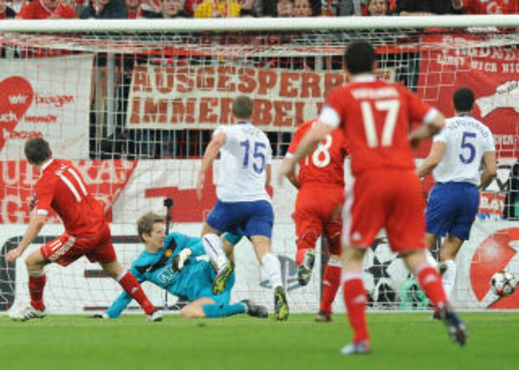 AVGJØRELSEN: Ivica Olic satte inn 2-1 på overtid.Foto: SCANPIX/AP/Christof Stache AVGJØRELSEN: Ivica Olic satte inn 2-1 på overtid.Foto: SCANPIX/AP/Christof Stache