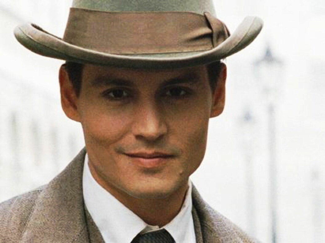 <strong>FINDING NEVERLAND (2004):</strong> Johnny spilte James Matthew Barrie i "Finding Neverland", altså den eksentriske mannen bak eventyret "Peter Pan". Foto: Miramax Films <strong>FINDING NEVERLAND (2004):</strong> Johnny spilte James Matthew Barrie i "Finding Neverland", altså den eksentriske mannen bak eventyret "Peter Pan". Foto: Miramax Films
