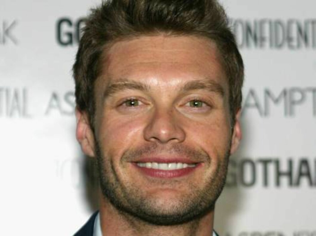 <strong>LOS ANGELES - NOVEMBER 21:</strong> Television personality Ryan Seacrest arrives at the Shawn King CD listening series release of "In My Own Backyard" at Skybar on November 21, 2005 in Los Angeles, California. (Photo by Michael Buckner/Getty Images) *** Local Cap Foto: All Over Press <strong>LOS ANGELES - NOVEMBER 21:</strong> Television personality Ryan Seacrest arrives at the Shawn King CD listening series release of "In My Own Backyard" at Skybar on November 21, 2005 in Los Angeles, California. (Photo by Michael Buckner/Getty Images) *** Local Cap Foto: All Over Press