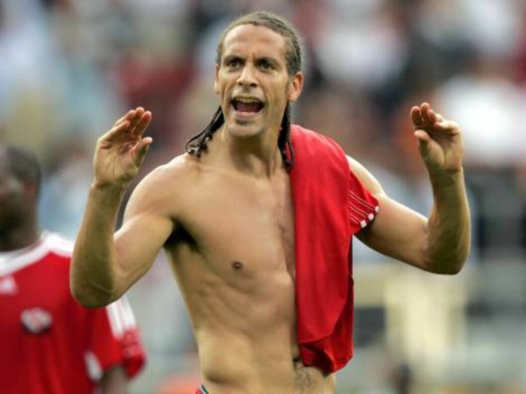 England's Rio Ferdinand celebrates his sides 2-0 victory over Trinidad and Tobago in their World Cup Group B soccer match in Nuremberg, Germany, Thursday, June 15, 2006. Other teams in the group are Paraguay and Sweden. (AP Photo/Jorge Saenz) ** MOBILE/PD Foto: AP/SCANPIX England's Rio Ferdinand celebrates his sides 2-0 victory over Trinidad and Tobago in their World Cup Group B soccer match in Nuremberg, Germany, Thursday, June 15, 2006. Other teams in the group are Paraguay and Sweden. (AP Photo/Jorge Saenz) ** MOBILE/PD Foto: AP/SCANPIX