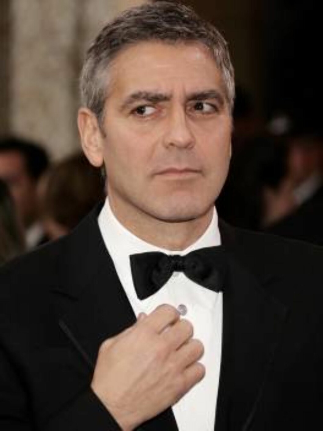 HOLLYWOOD - MARCH 05: Oscar nominee George Clooney arrives at the 78th Annual Academy Awards at the Kodak Theatre on March 5, 2006 in Hollywood, California. (Photo by Vince Bucci/Getty Images) *** Local Caption *** George Clooney
* SPECIAL INSTRUCTIONS Foto: All Over Press HOLLYWOOD - MARCH 05: Oscar nominee George Clooney arrives at the 78th Annual Academy Awards at the Kodak Theatre on March 5, 2006 in Hollywood, California. (Photo by Vince Bucci/Getty Images) *** Local Caption *** George Clooney
* SPECIAL INSTRUCTIONS Foto: All Over Press