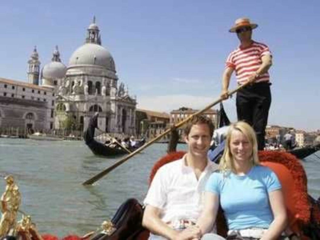 Venezia
Siri Wiberg NRK-været og kjæresten Peter Christoher Musæus Foto: Vidar Engum Venezia
Siri Wiberg NRK-været og kjæresten Peter Christoher Musæus Foto: Vidar Engum