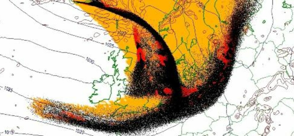 ASKESKYEN:
Meteorologisk institutt har tilgang til beregningsmodeller som tar utgangspunkt i en kilde som sprer partikler (for eksempel en vulkan i utbrudd). Modellen kalles SNAP. Med dette som grunnlag, og med tilgang på all relevant værinformasjon, kan instituttet beregne askeskyens bane de nærmeste dagene. Slik vil det se ut i morgen fredag 16. april kl 11.
Foto: METEOROLOGISK INSTITUTT/SCANPIX ASKESKYEN:
Meteorologisk institutt har tilgang til beregningsmodeller som tar utgangspunkt i en kilde som sprer partikler (for eksempel en vulkan i utbrudd). Modellen kalles SNAP. Med dette som grunnlag, og med tilgang på all relevant værinformasjon, kan instituttet beregne askeskyens bane de nærmeste dagene. Slik vil det se ut i morgen fredag 16. april kl 11.
Foto: METEOROLOGISK INSTITUTT/SCANPIX