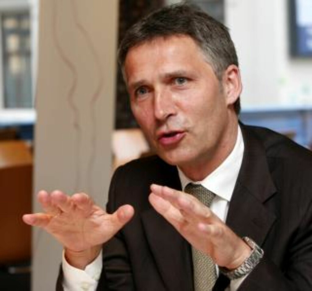 LOVET: Jens Stoltenberg vil ha full sykehjemsdekning innen 2015. FOTO: SCANPIX LOVET: Jens Stoltenberg vil ha full sykehjemsdekning innen 2015. FOTO: SCANPIX