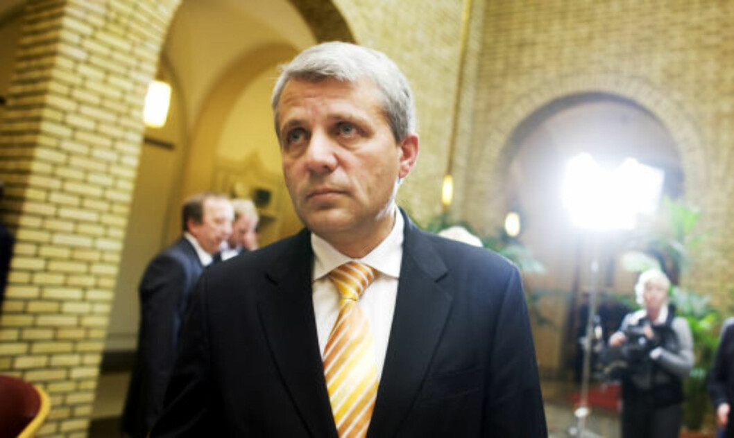 <strong>-AVTALEBRUDD:</strong> Krf-leder Dagfinn Høybråten sier han er skuffet over regjeringen. FOTO: SCANPIX <strong>-AVTALEBRUDD:</strong> Krf-leder Dagfinn Høybråten sier han er skuffet over regjeringen. FOTO: SCANPIX