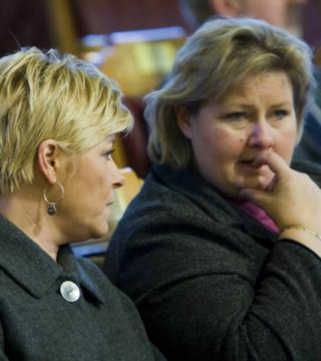 <strong>VIL I REGJERING SAMMEN:</strong> Siv Jensen og Erna Solberg i Stortinget. Foto: Heiko Junge / SCANPIX <strong>VIL I REGJERING SAMMEN:</strong> Siv Jensen og Erna Solberg i Stortinget. Foto: Heiko Junge / SCANPIX