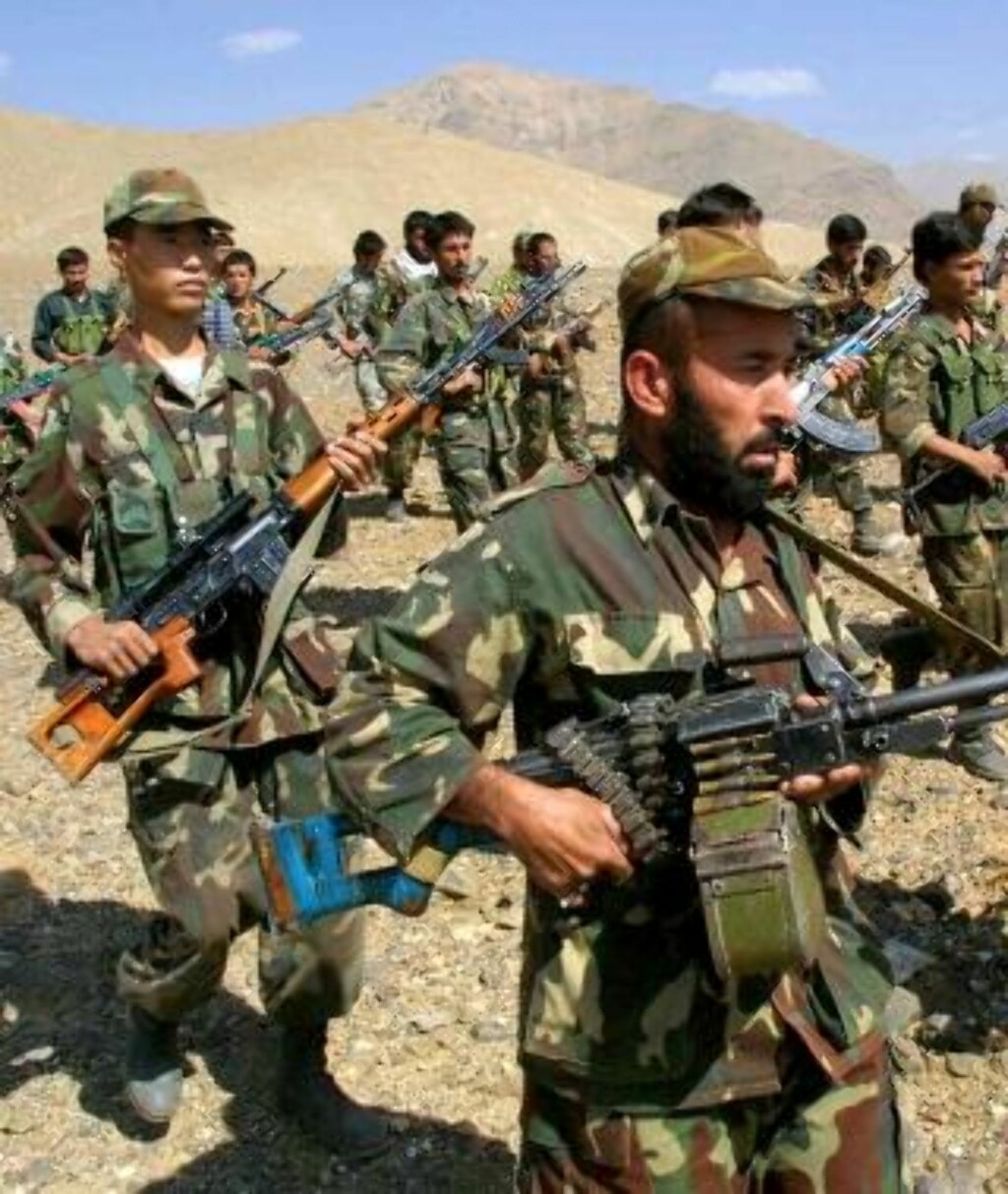 AFGHANISTAN: Bout skal ha handlet med både Nordalliansen (avbildet) og Taliban. Foto: EPA PHOTO EPA/SERGEI ILNITSKY/Scanpix AFGHANISTAN: Bout skal ha handlet med både Nordalliansen (avbildet) og Taliban. Foto: EPA PHOTO EPA/SERGEI ILNITSKY/Scanpix