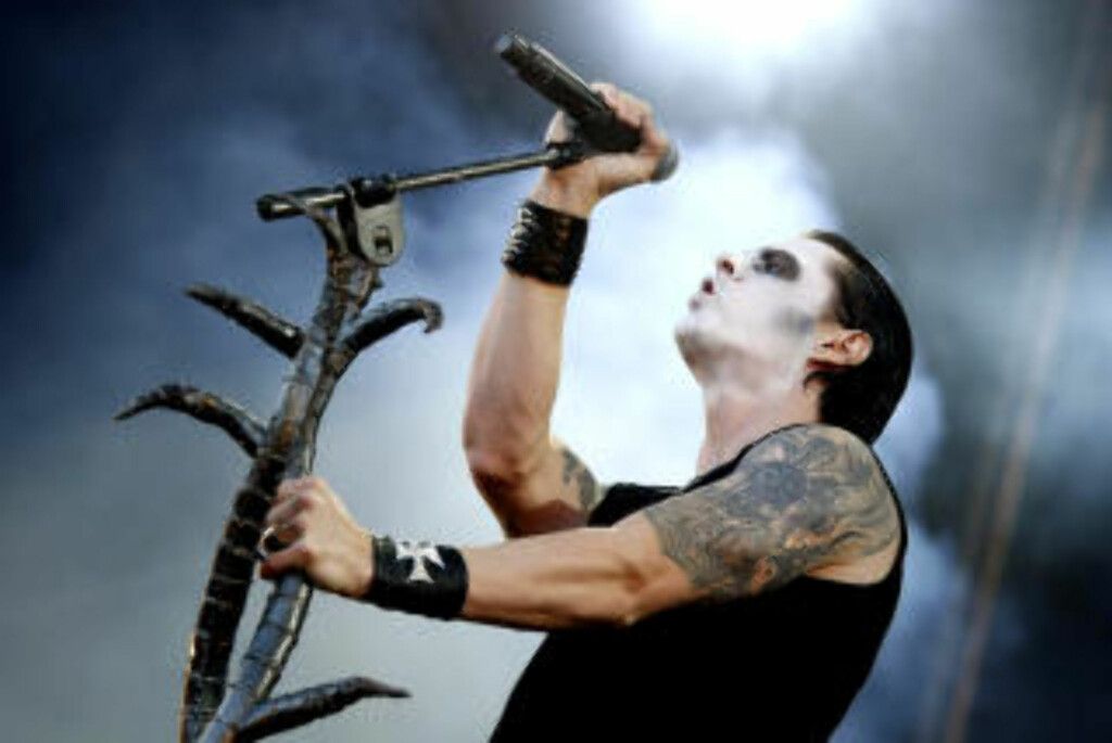 VERDT EN HUNDRINGS? Plateselskapet som har Satyricon - og rundt 50 andre artister - i stallen, fikk ved forrige utbetaling rett i underkant av 100 kroner fra Spotify. Foto: SCANPIX VERDT EN HUNDRINGS? Plateselskapet som har Satyricon - og rundt 50 andre artister - i stallen, fikk ved forrige utbetaling rett i underkant av 100 kroner fra Spotify. Foto: SCANPIX