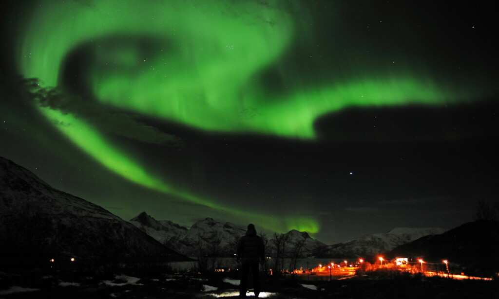 MILLIARDOMSETNING: Før lå Nord-Norge nærmest brakk som turistdestinasjon om vinteren. Takket være satsing på en rekke aktiviteter - og nordlyset - kommer det nå stadig flere vinterturister til landsdelen. Foto: NTB Scanpix MILLIARDOMSETNING: Før lå Nord-Norge nærmest brakk som turistdestinasjon om vinteren. Takket være satsing på en rekke aktiviteter - og nordlyset - kommer det nå stadig flere vinterturister til landsdelen. Foto: NTB Scanpix 