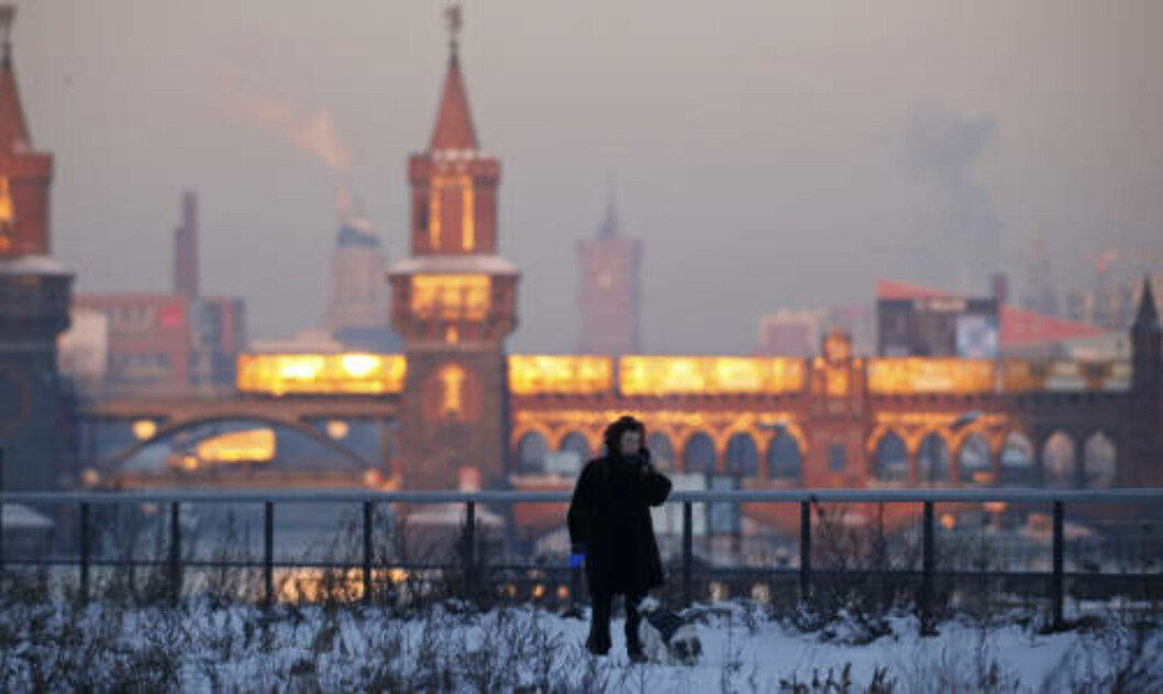 <strong>KALDT:</strong> Gradestokken har krøp under 20 minus i Tyskland i natt. Det er den kaldeste natta i landet på 22 år. Foto: JOHANNES EISELE/Reuters/Scanpix <strong>KALDT:</strong> Gradestokken har krøp under 20 minus i Tyskland i natt. Det er den kaldeste natta i landet på 22 år. Foto: JOHANNES EISELE/Reuters/Scanpix