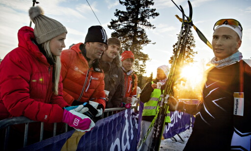 TETTE BÅND: Johaug-familiens familiebånd er tette. Her er Therese Johaugs lillesøster Veronika Johaug, far Thorvall Johaug, bror Joakim Johaug mor Gro Johaug og bror Karstein Johaug. Foto: Jørn H. Moen / Dagbladet TETTE BÅND: Johaug-familiens familiebånd er tette. Her er Therese Johaugs lillesøster Veronika Johaug, far Thorvall Johaug, bror Joakim Johaug mor Gro Johaug og bror Karstein Johaug. Foto: Jørn H. Moen / Dagbladet