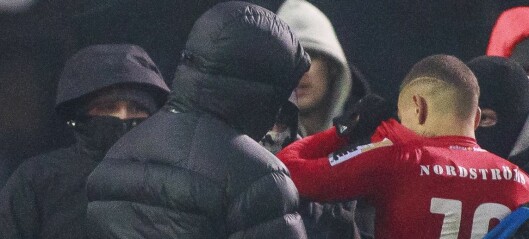 Maskeringen hjalp ikke fotballpøblene. Nå er 19 av bråkmakerne i Helsingborg identifisert av politiet Maskeringen hjalp ikke fotballpøblene. Nå er 19 av bråkmakerne i Helsingborg identifisert av politiet