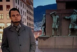 STUDENT I BERGEN: Glenn Børge jobber for å ta bachelorgrad i administrasjonsfag og organisasjonsvitenskap neste år. Foto: Privat. STUDENT I BERGEN: Glenn Børge jobber for å ta bachelorgrad i administrasjonsfag og organisasjonsvitenskap neste år. Foto: Privat.