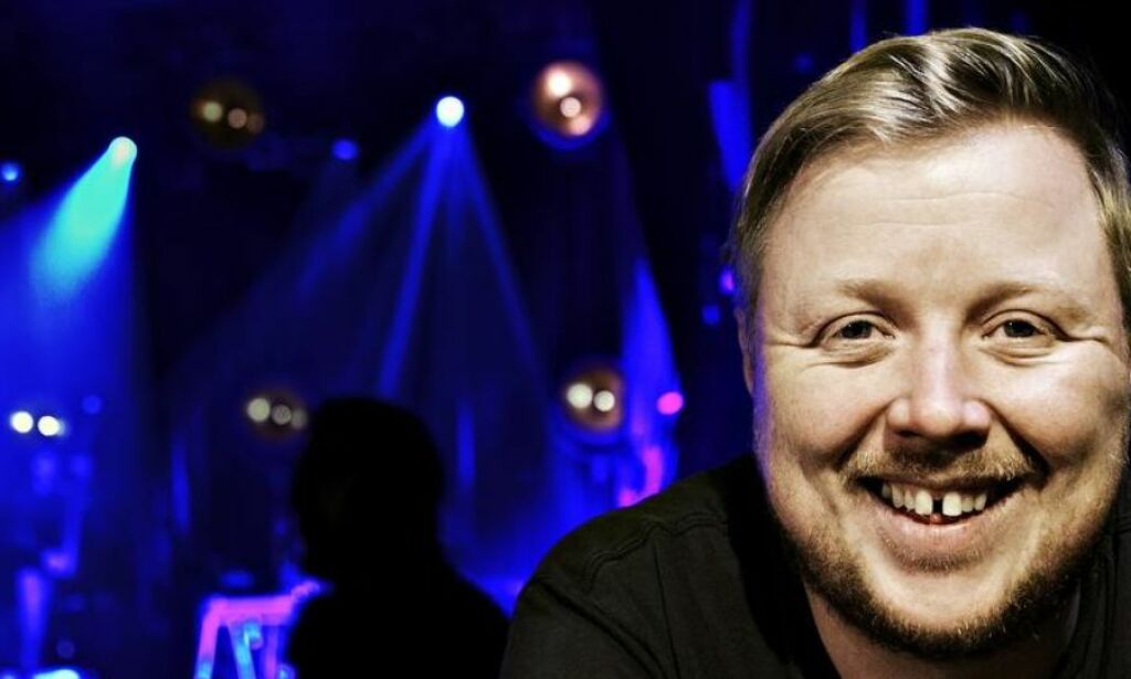 image: Kurt Nilsen (38) skal feire sin første jul i nytt hus på Minnesund. Han skal bare spille jula inn for 40 000 mennesker først