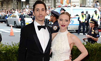 EKSEN: I to år var Amanda kjæreste med skuespiller-kollega Justin Long. Foto: Scanpix. EKSEN: I to år var Amanda kjæreste med skuespiller-kollega Justin Long. Foto: Scanpix.