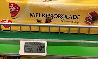 BILLIG: Priskrigen er i gang. Her koster sjokoladen kroner 14,90. Foto: Edvard Ruggesæter Ertesvåg BILLIG: Priskrigen er i gang. Her koster sjokoladen kroner 14,90. Foto: Edvard Ruggesæter Ertesvåg
