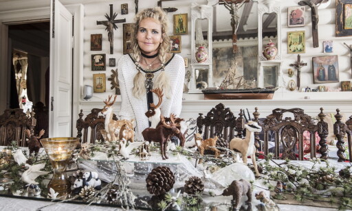 LANGBORD: Langbordet hjemme hos Elisabeth Werp er allerede ferdig pyntet til jul. FOTO: Hans Arne Vedlog / Dagbladet LANGBORD: Langbordet hjemme hos Elisabeth Werp er allerede ferdig pyntet til jul. FOTO: Hans Arne Vedlog / Dagbladet
