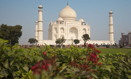 VERDENSARV: Fantastiske Taj Mahal nord i India kan bli stengt for turister om noen år. Foto: NTB Scanpix VERDENSARV: Fantastiske Taj Mahal nord i India kan bli stengt for turister om noen år. Foto: NTB Scanpix