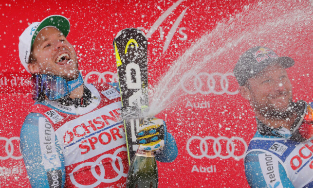 SUPERGUTTA: Kjetil Jansrud og Aksel Lund Svindal feiret sammen da førstnevnte tok førsteplassen to dager på rad, mens Svindal ble nummer to og tre i super g og utfor for halvannen uke siden. Foto: REUTERS / Christian Hartmann / NTB Scanpix SUPERGUTTA: Kjetil Jansrud og Aksel Lund Svindal feiret sammen da førstnevnte tok førsteplassen to dager på rad, mens Svindal ble nummer to og tre i super g og utfor for halvannen uke siden. Foto: REUTERS / Christian Hartmann / NTB Scanpix