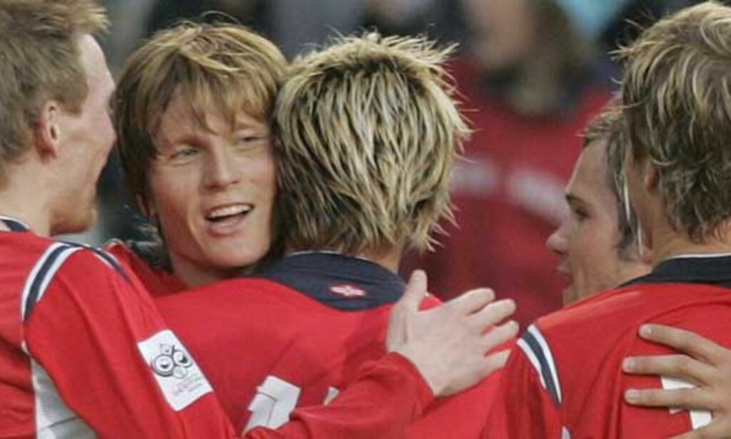 JOHNSEN INN FOR IVERSEN? Synes du matchvinneren mot Costa Rica fortjener en plass mot Italia? Foto: SCANPIX JOHNSEN INN FOR IVERSEN? Synes du matchvinneren mot Costa Rica fortjener en plass mot Italia? Foto: SCANPIX