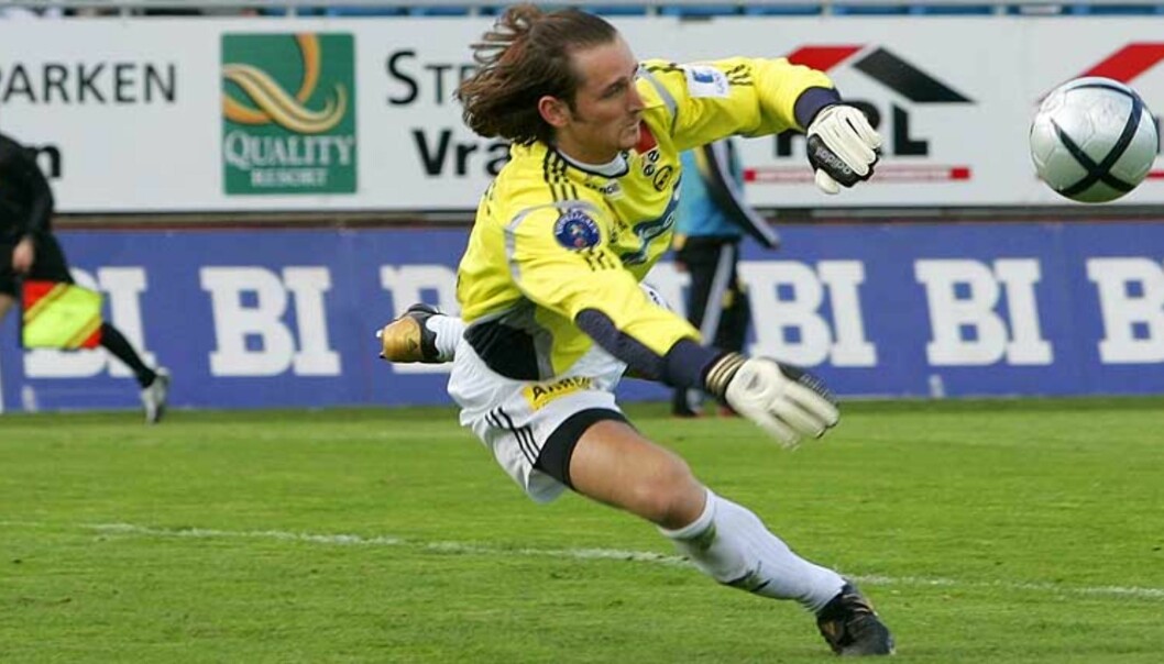 <strong><b>FIKK IKKE SPILLE:</strong></b> Heinz Müller kom for seint til spillermøtet. Foto: TORBJØRN BERG <strong><b>FIKK IKKE SPILLE:</strong></b> Heinz Müller kom for seint til spillermøtet. Foto: TORBJØRN BERG