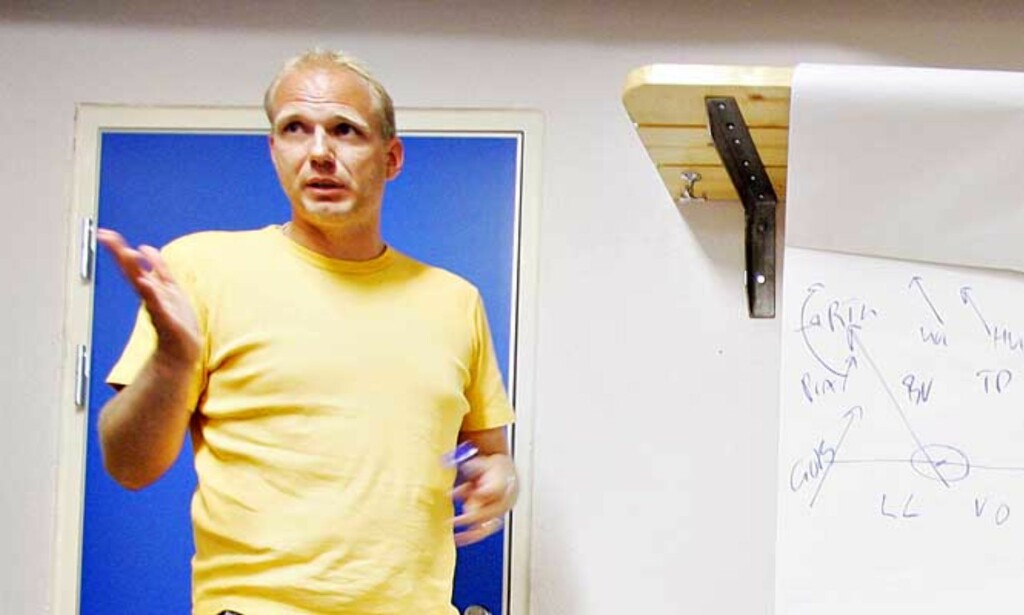 NY MANN I DRAMMEN: Notodden-trener Dag Eilev Fagermo blir ny sjef i Strømsgodset. Han tar over førstedivisjonsklubben fram til 2008. Foto: John Terje H. Hansen NY MANN I DRAMMEN: Notodden-trener Dag Eilev Fagermo blir ny sjef i Strømsgodset. Han tar over førstedivisjonsklubben fram til 2008. Foto: John Terje H. Hansen