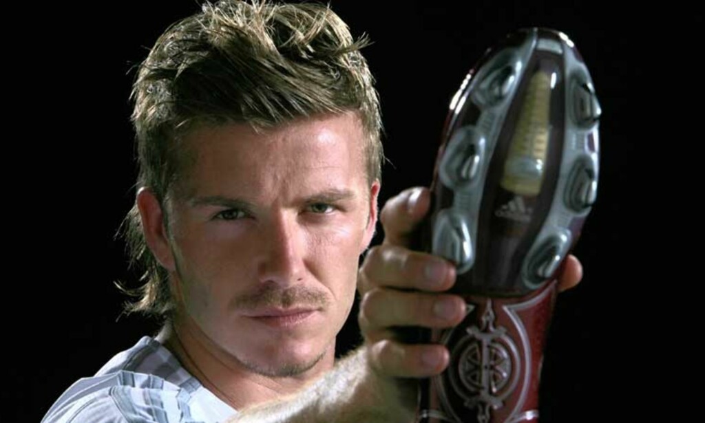 STEINRIK: Real Madrid-spiller og England-kaptein David Beckham nærmer seg milliarden i formue. Lønna hans i Real er på hele 50 millioner kroner. Foto: Adidas STEINRIK: Real Madrid-spiller og England-kaptein David Beckham nærmer seg milliarden i formue. Lønna hans i Real er på hele 50 millioner kroner. Foto: Adidas